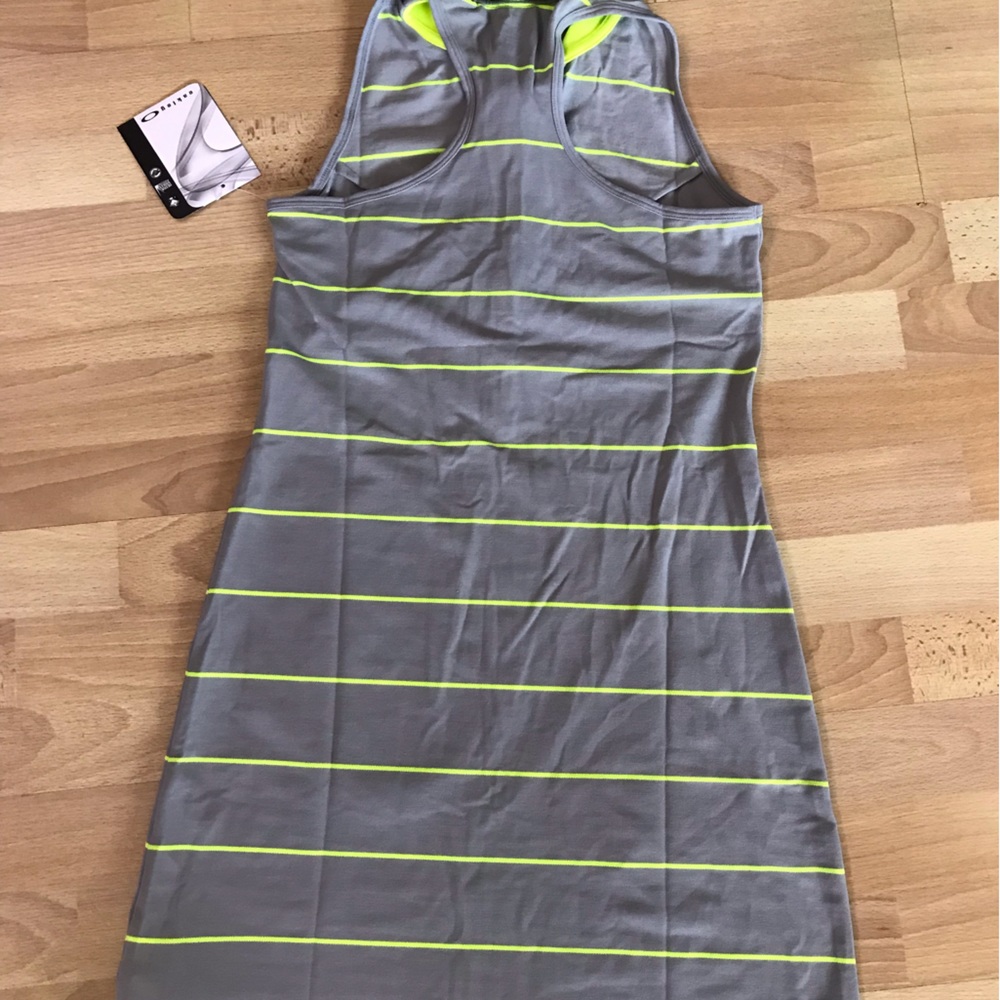 Oakley  Golf Pin High Dress